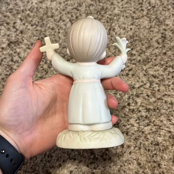 Precious Moment “Hallelujah for the Cross” - Picture 2 of 4